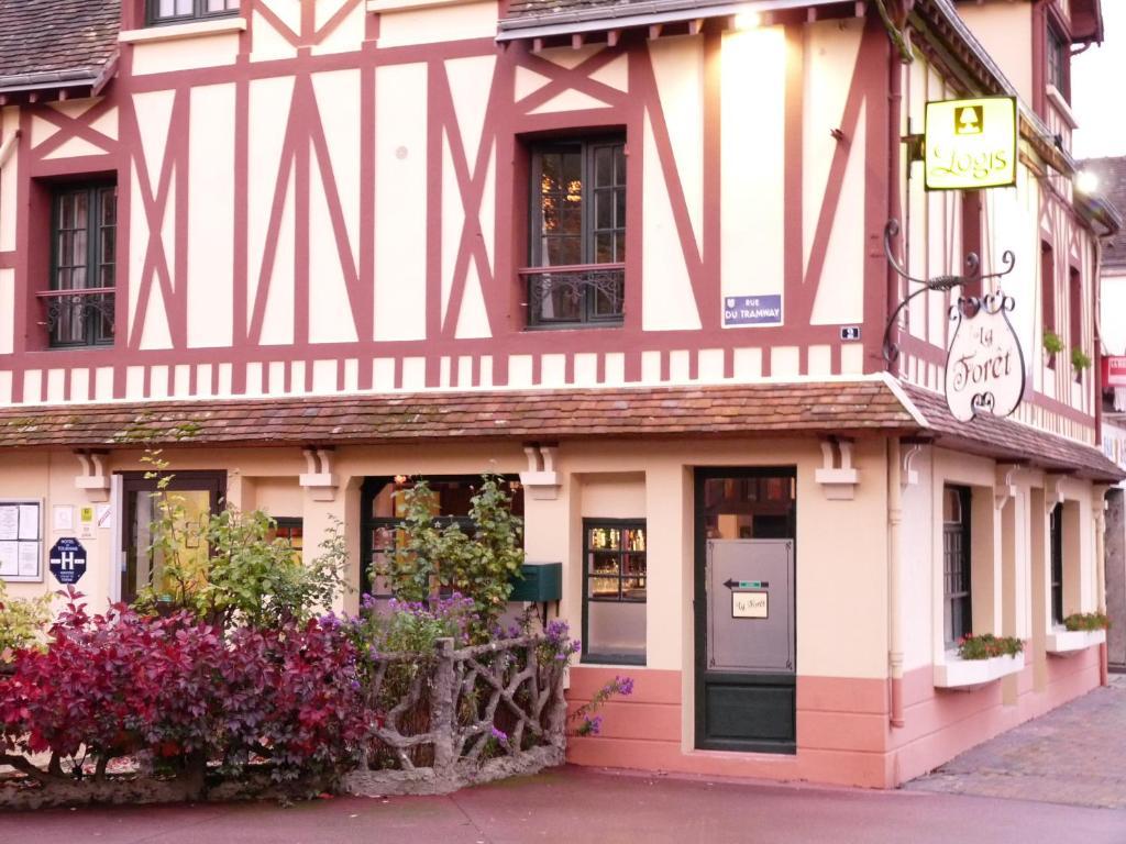 Logis Hotel La Foret Senonches 외부 사진