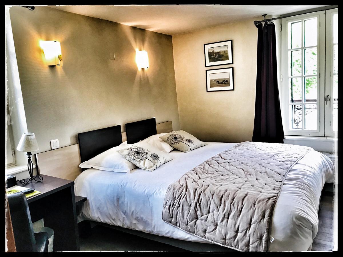 Logis Hotel La Foret Senonches 외부 사진